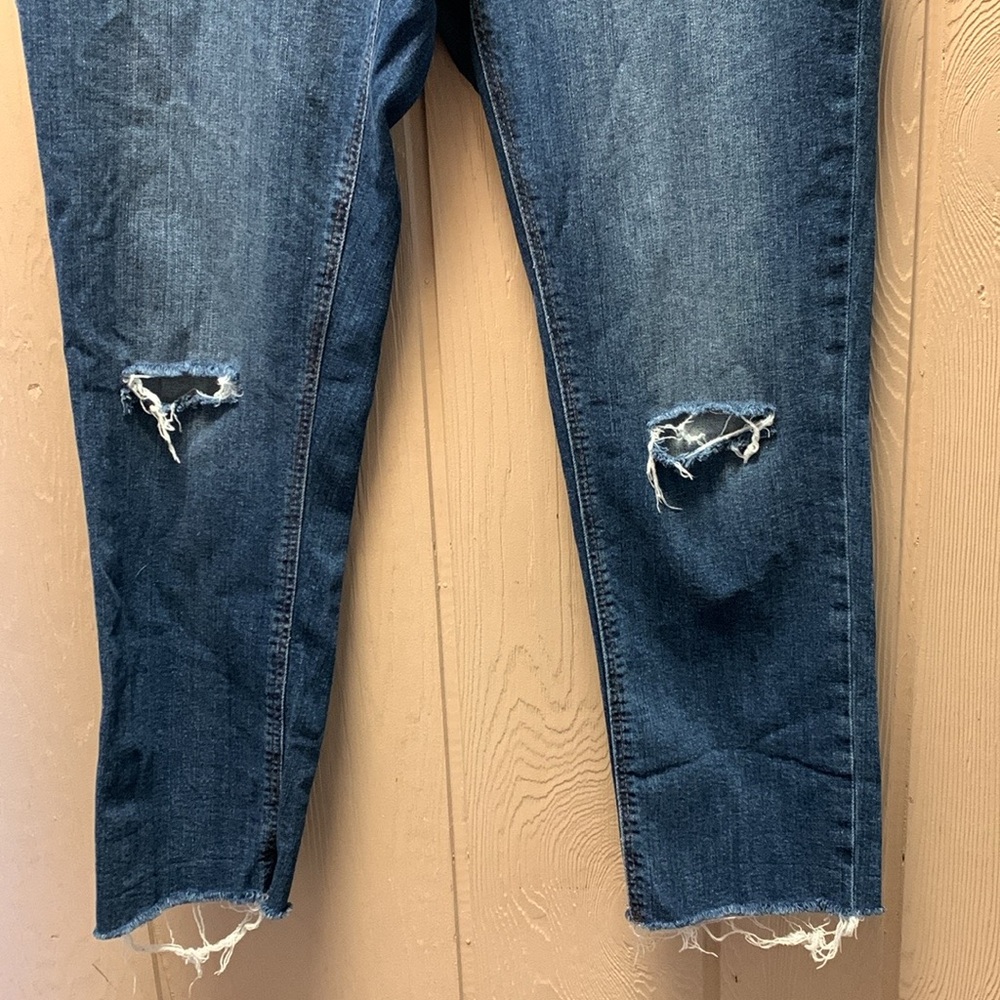 Express Jeans - Picture 2 of 6